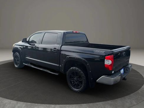 Used 2018 Toyota Tundra SR5 w/ SR5 Upgrade Package AWD/4WD image 3