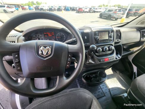 Used 2021 RAM ProMaster 2500 w/ Premium Appearance Group FWD image 44