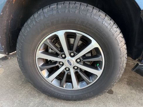 Used 2019 Ford Expedition Max XLT AWD/4WD image 48