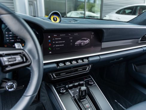 Certified 2025 Porsche 911 Turbo S AWD/4WD image 36