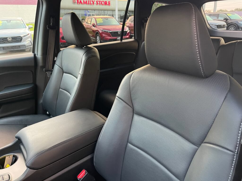 Certified 2024 Honda Passport EX-L image 7