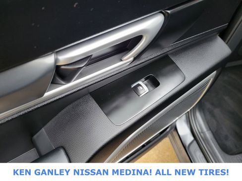 Used 2021 Kia Telluride LX image 39