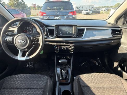 Used 2020 Kia Rio S FWD image 3