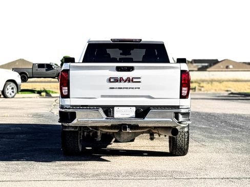 Certified 2024 GMC Sierra 3500 Pro AWD/4WD image 7