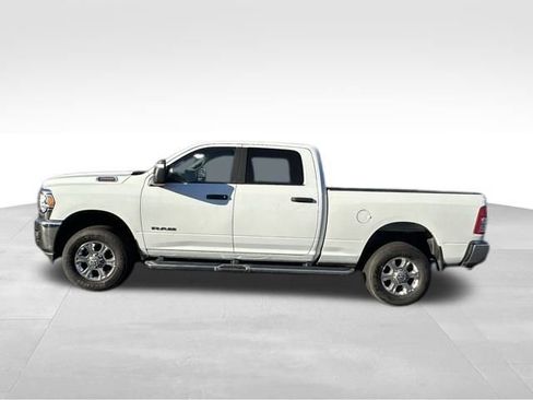 Used 2024 RAM 2500 Big Horn w/ Bed Utility Group image 3