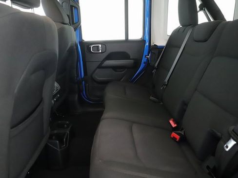 Used 2023 Jeep Wrangler Sahara image 26