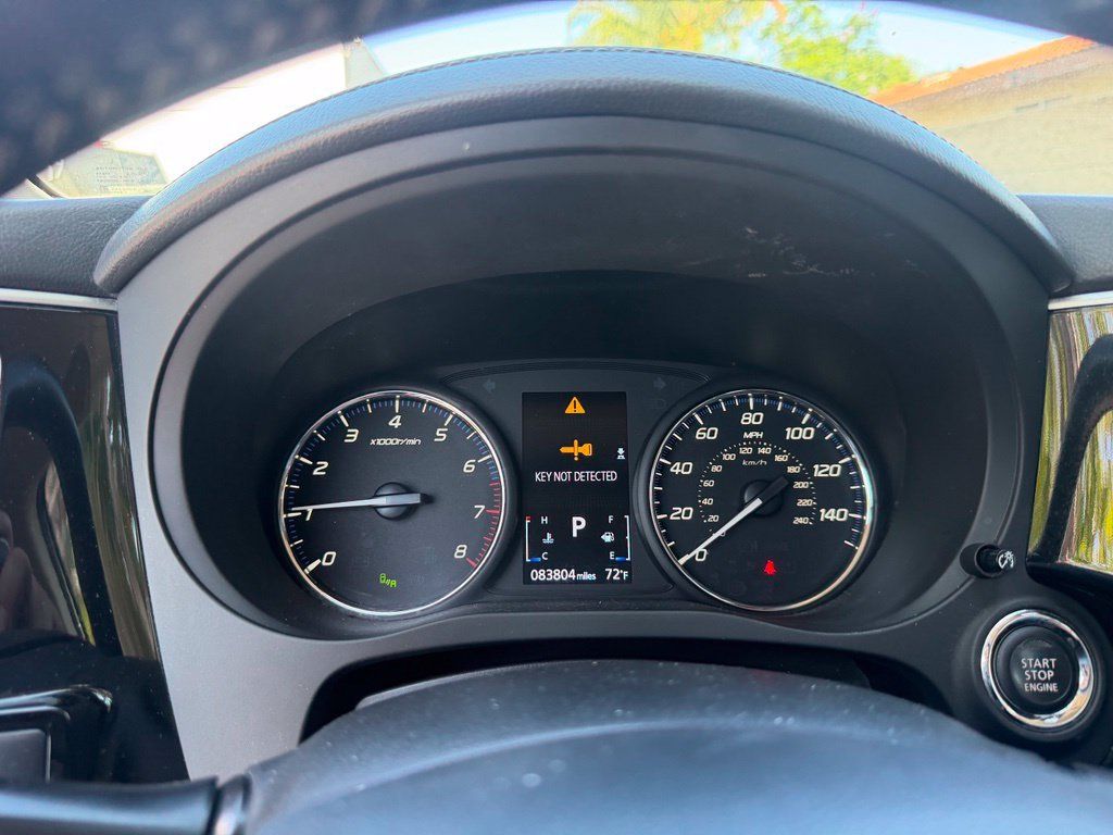 Used 2020 Mitsubishi Outlander SE FWD image 21