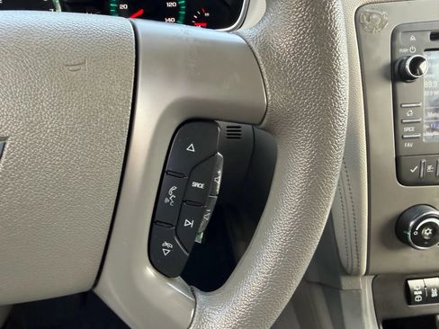 Used 2017 Chevrolet Traverse LS FWD image 20