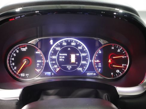 Used 2023 Chevrolet Traverse High Country AWD/4WD image 40