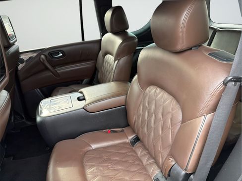 Used 2022 Nissan Armada Platinum w/ Captain's Chairs Package RWD image 36