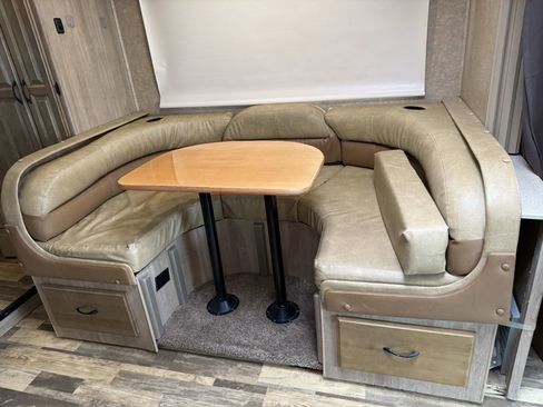 Used 2014 Mercedes-Benz Sprinter 3500 image 77