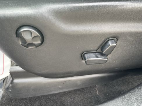 Used 2015 Jeep Grand Cherokee Altitude image 13