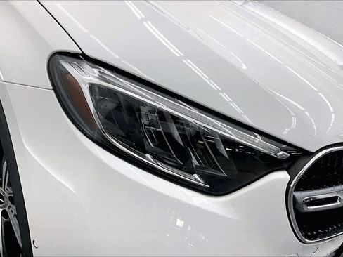 Certified 2023 Mercedes-Benz GLC 300 image 26