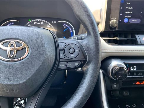 Used 2024 Toyota RAV4 XLE w/ Convenience Package AWD/4WD image 25