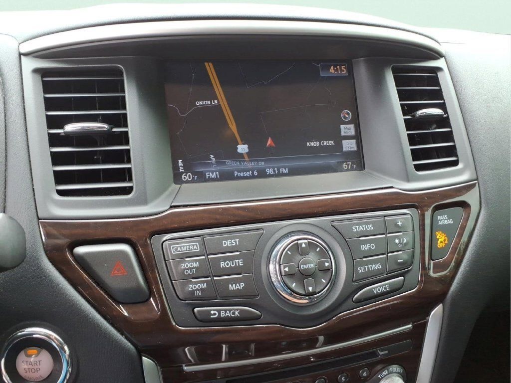 Used 2016 Nissan Pathfinder SL w/ SL Tech Package AWD/4WD image 22