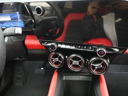 New 2025 Chevrolet Blazer EV RS w/ Super Cruise Package image 28