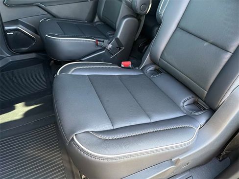 New 2026 GMC Acadia Denali w/ Super Cruise Package image 12