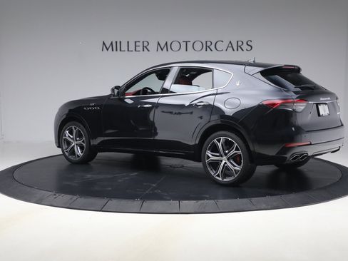 Certified 2023 Maserati Levante GT image 3