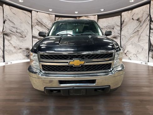 Used 2013 Chevrolet Silverado 2500 LT w/ Suspension Package, Off-Road AWD/4WD image 8