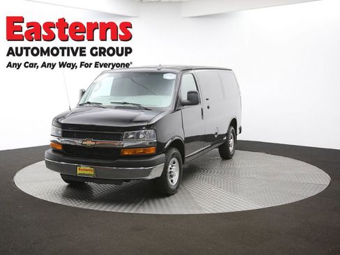 Used 2016 Chevrolet Express 2500 image 51