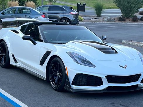 Used 2019 Chevrolet Corvette ZR1 image 6