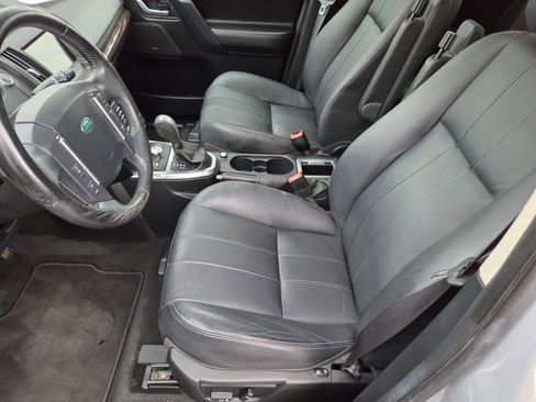 Used 2012 Land Rover LR2 HSE image 9