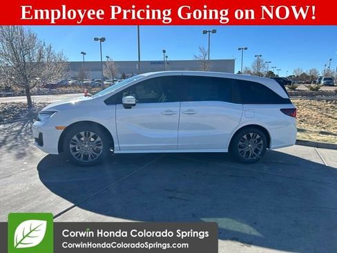 New 2026 Honda Odyssey Touring image 5