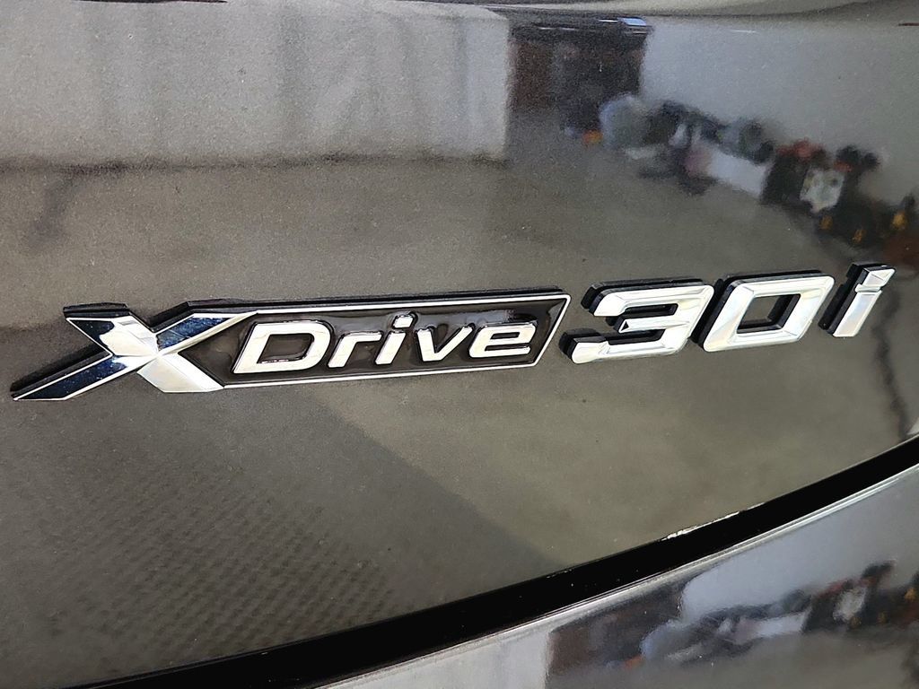 Used 2022 BMW X4 xDrive30i AWD/4WD image 37