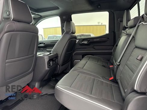 New 2026 GMC Sierra 1500 AT4X AWD/4WD image 10