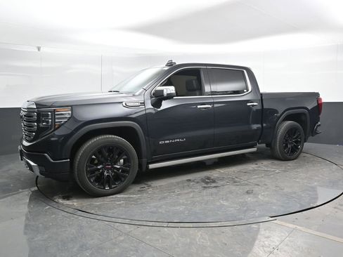 Used 2023 GMC Sierra 1500 Denali w/ Denali Reserve Package image 9