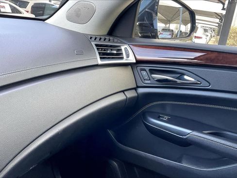 Used 2014 Cadillac SRX Performance image 32