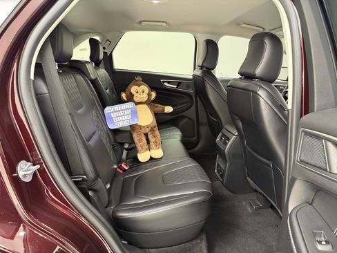 Used 2024 Ford Edge Titanium image 22