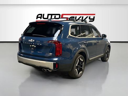 Used 2023 Kia Telluride S w/ S Sunroof Package AWD/4WD image 7