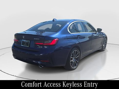 Used 2020 BMW 330i Sedan w/ Convenience Package RWD image 5
