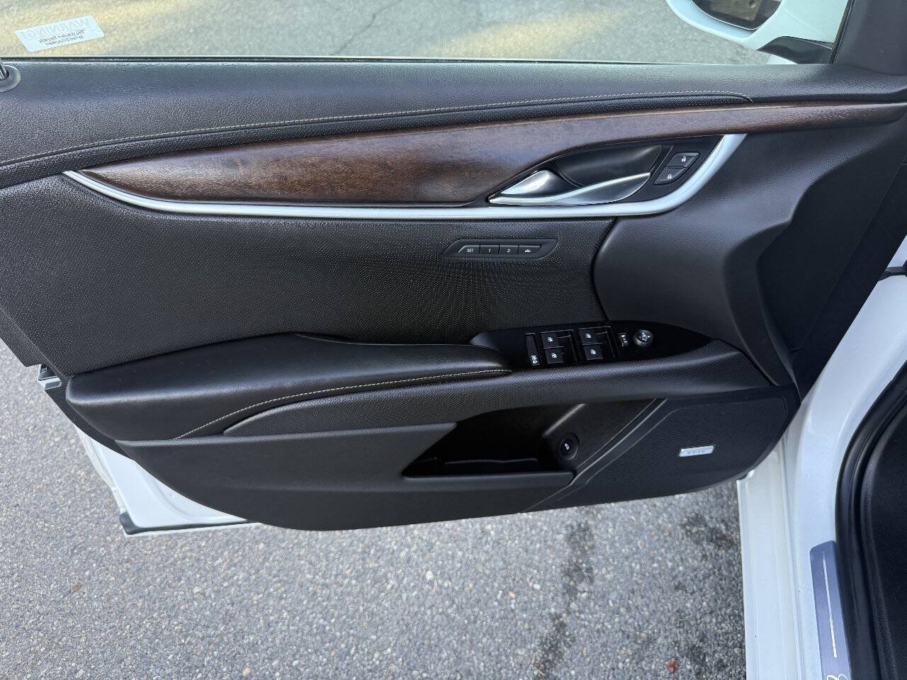 Used 2019 Cadillac XTS Luxury AWD/4WD image 13