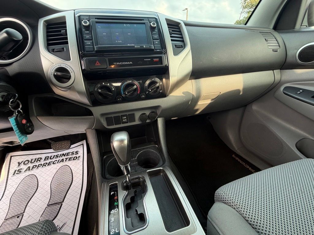 Used 2015 Toyota Tacoma 4x4 Double Cab w/ TRD Sport Package image 25