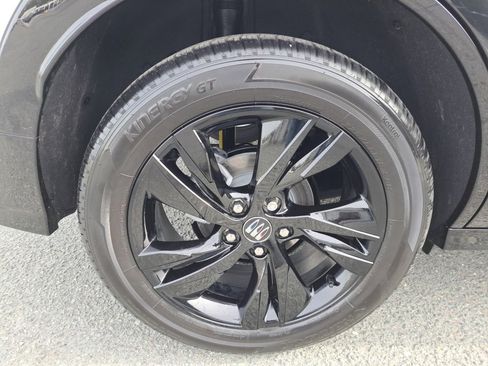 Certified 2025 Buick Encore GX Sport Touring w/ Advanced Technology Package image 19