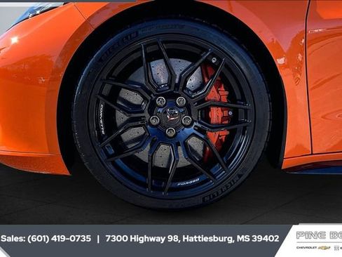 Used 2024 Chevrolet Corvette Z06 w/ Stealth Interior Trim Package image 7