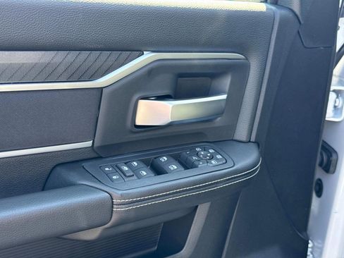 New 2026 RAM 2500 Big Horn AWD/4WD image 21