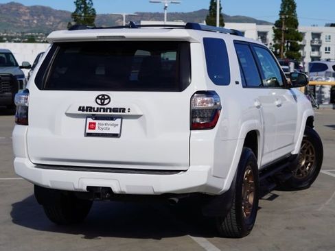 Used 2023 Toyota 4Runner SR5 Premium image 7