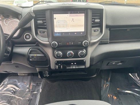 Used 2024 RAM 3500 Big Horn image 18