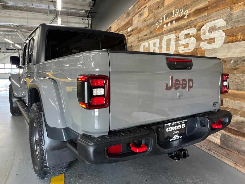 Used 2022 Jeep Gladiator Rubicon w/ LED Lighting Group AWD/4WD image 23