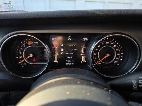 Used 2018 Jeep Wrangler Sport S image 53