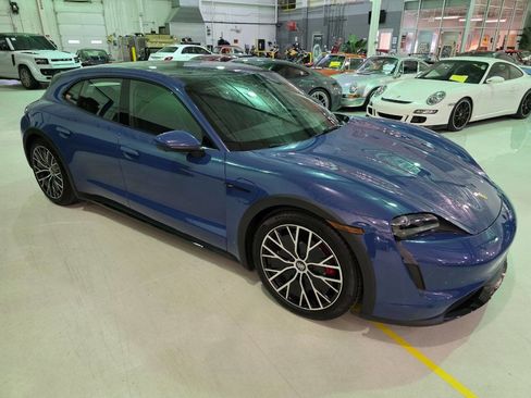Used 2023 Porsche Taycan 4S AWD/4WD image 47