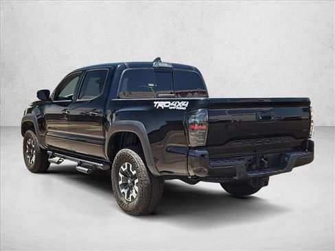 Used 2020 Toyota Tacoma TRD Off-Road w/ Technology Package AWD/4WD image 8