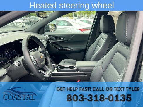 Used 2025 Chevrolet Equinox LT w/ Convenience Package II FWD image 10