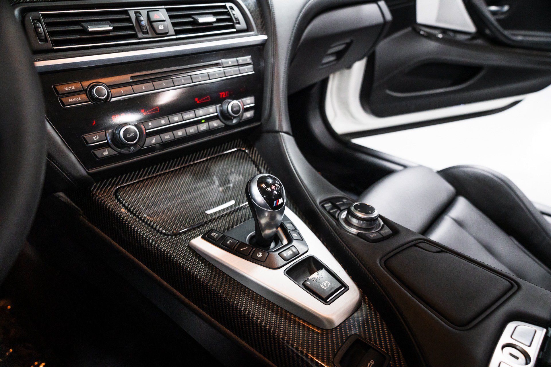 Used 2013 BMW M6 Convertible RWD image 24