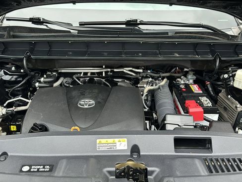 Used 2020 Toyota Highlander Limited FWD image 37