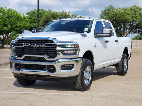 New 2026 RAM 2500 Tradesman w/ Chrome Appearance Group AWD/4WD image 2
