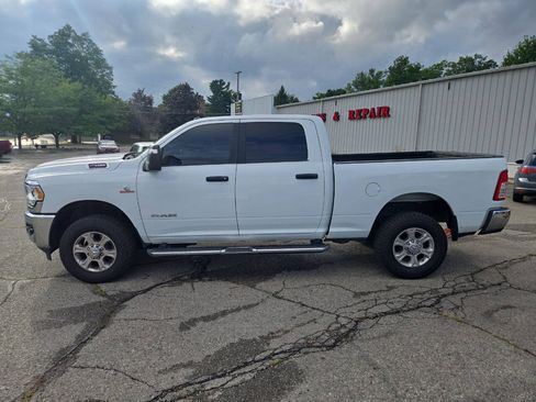 Used 2023 RAM 2500 Big Horn w/ Level 1 Equipment Group AWD/4WD image 5